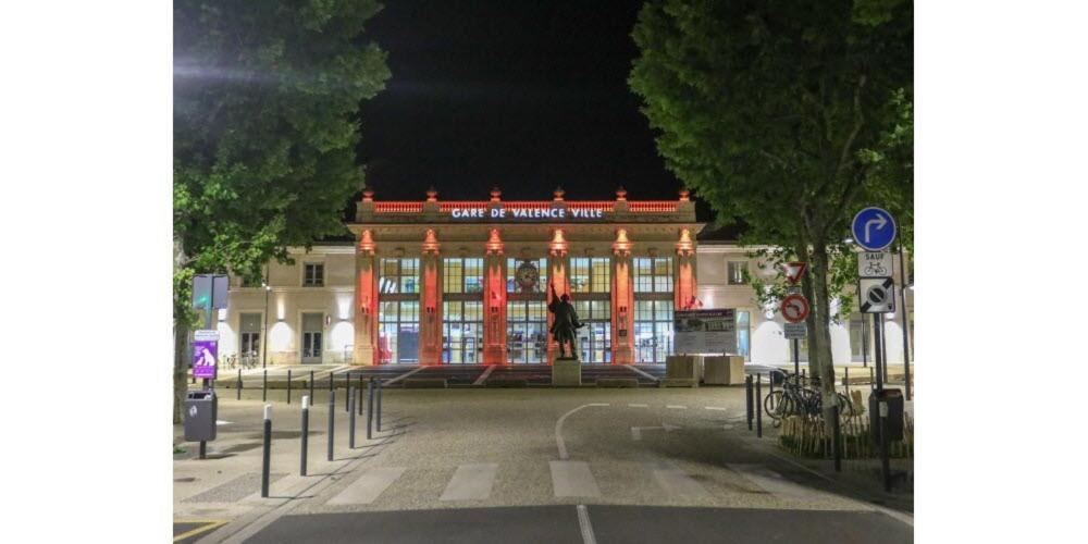 T3 Meuble Et Tout Equipe Valence Proximite De La Gare Exteriör bild